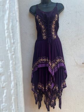 💜Renissance Style Women's Deep Purple Embroidered Handkerchief Hem Dress💜